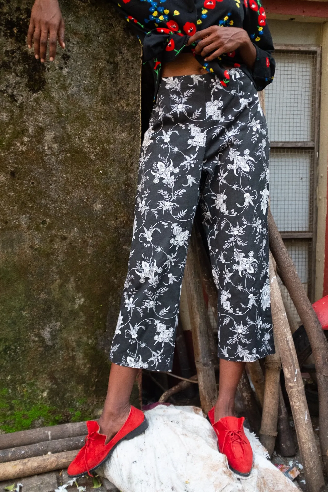 1980s FLORAL PRINT TROUSERS