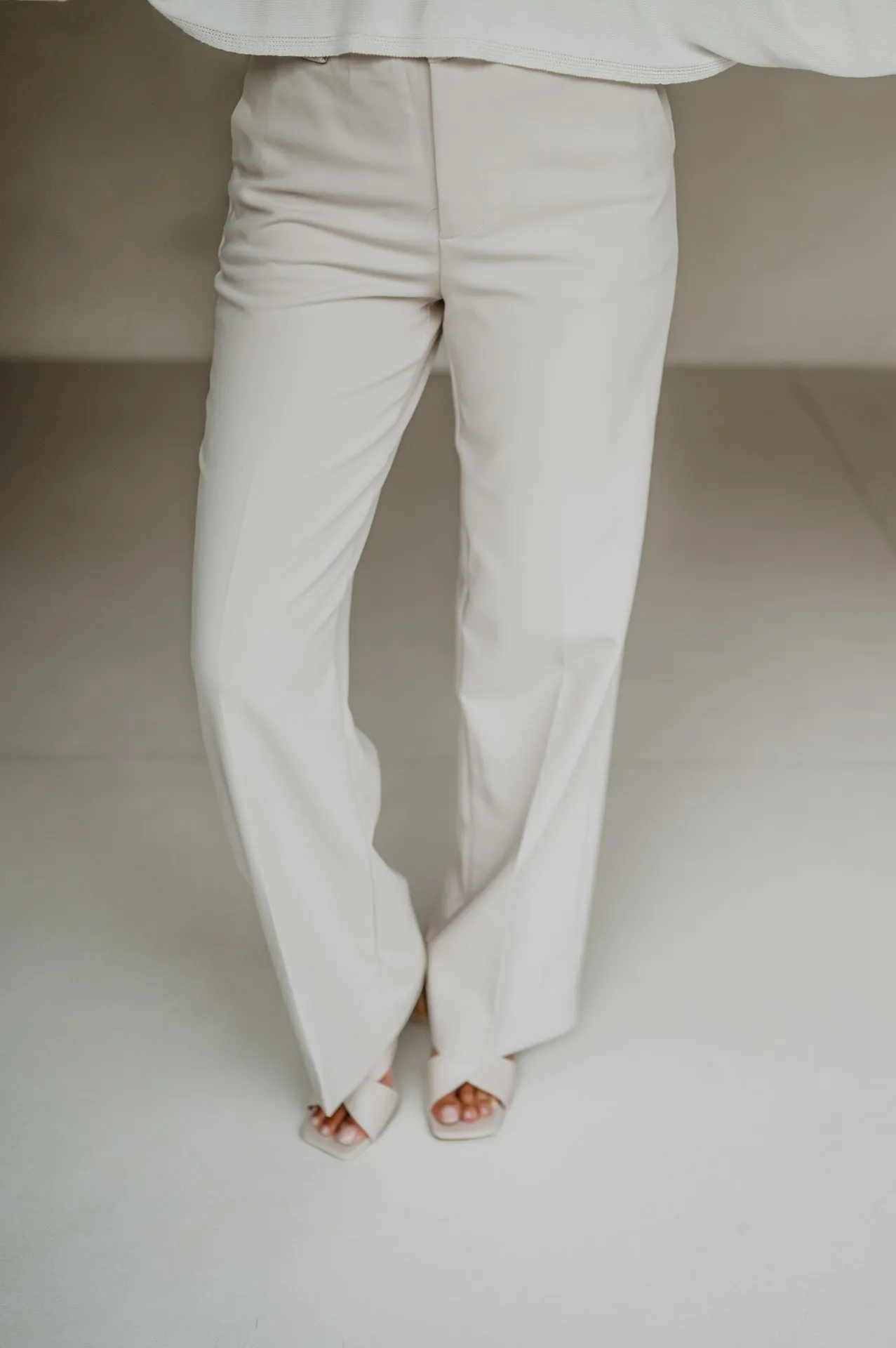 Arieta trousers I Beige