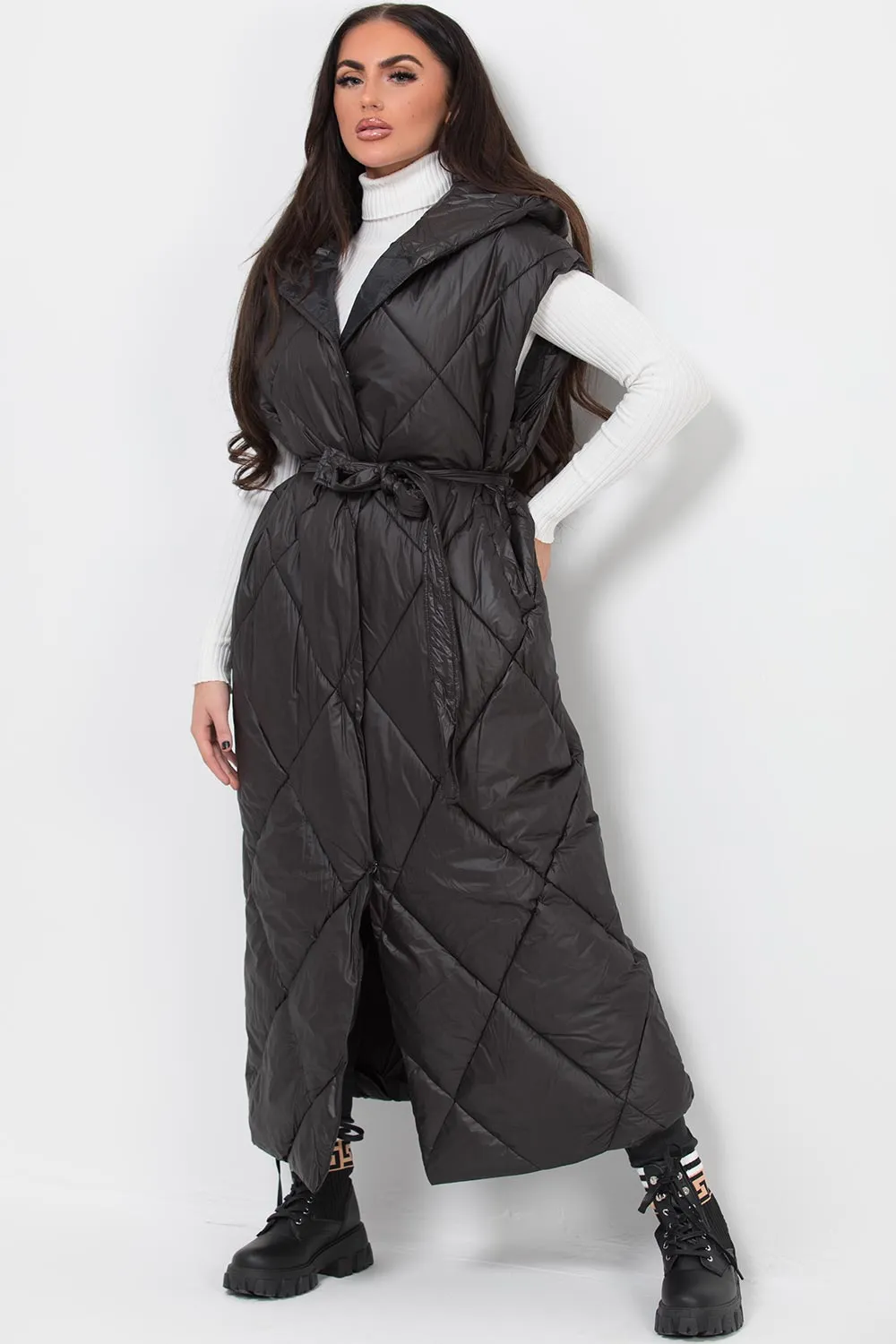 Black Puffer Quilted Gilet With Hood