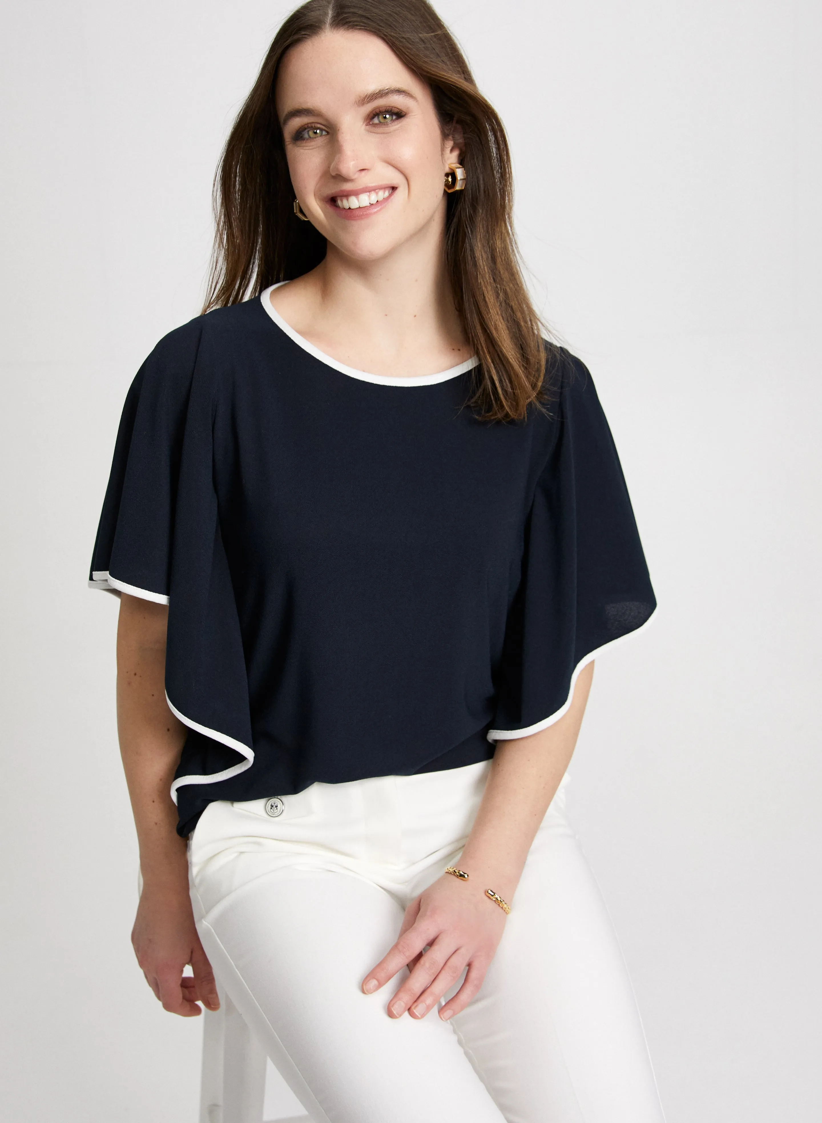 Contrast Trim Ruffle Sleeve Top