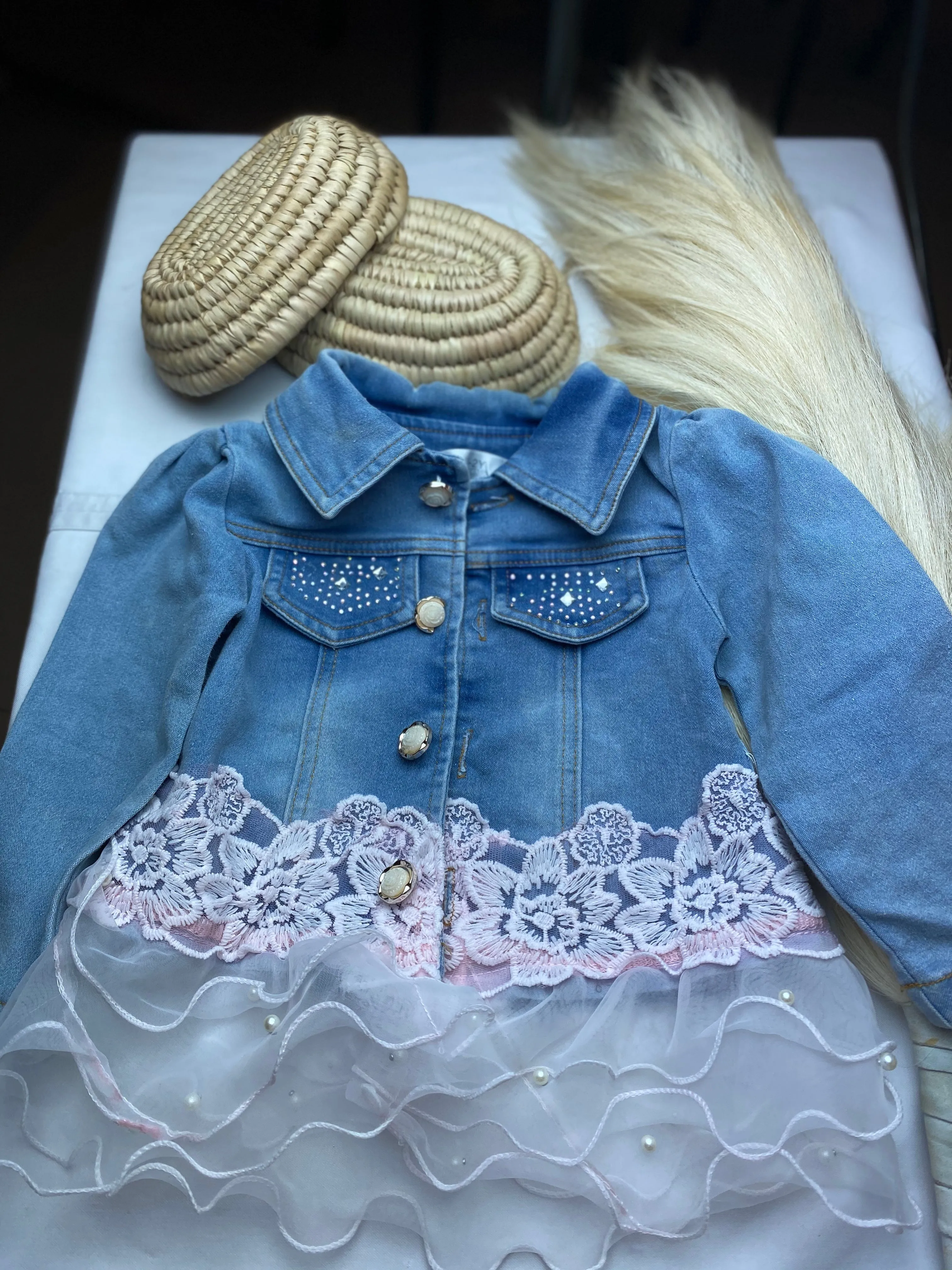 Denim Jeans suit with pink highlights for Girls - 2 to 5 years old