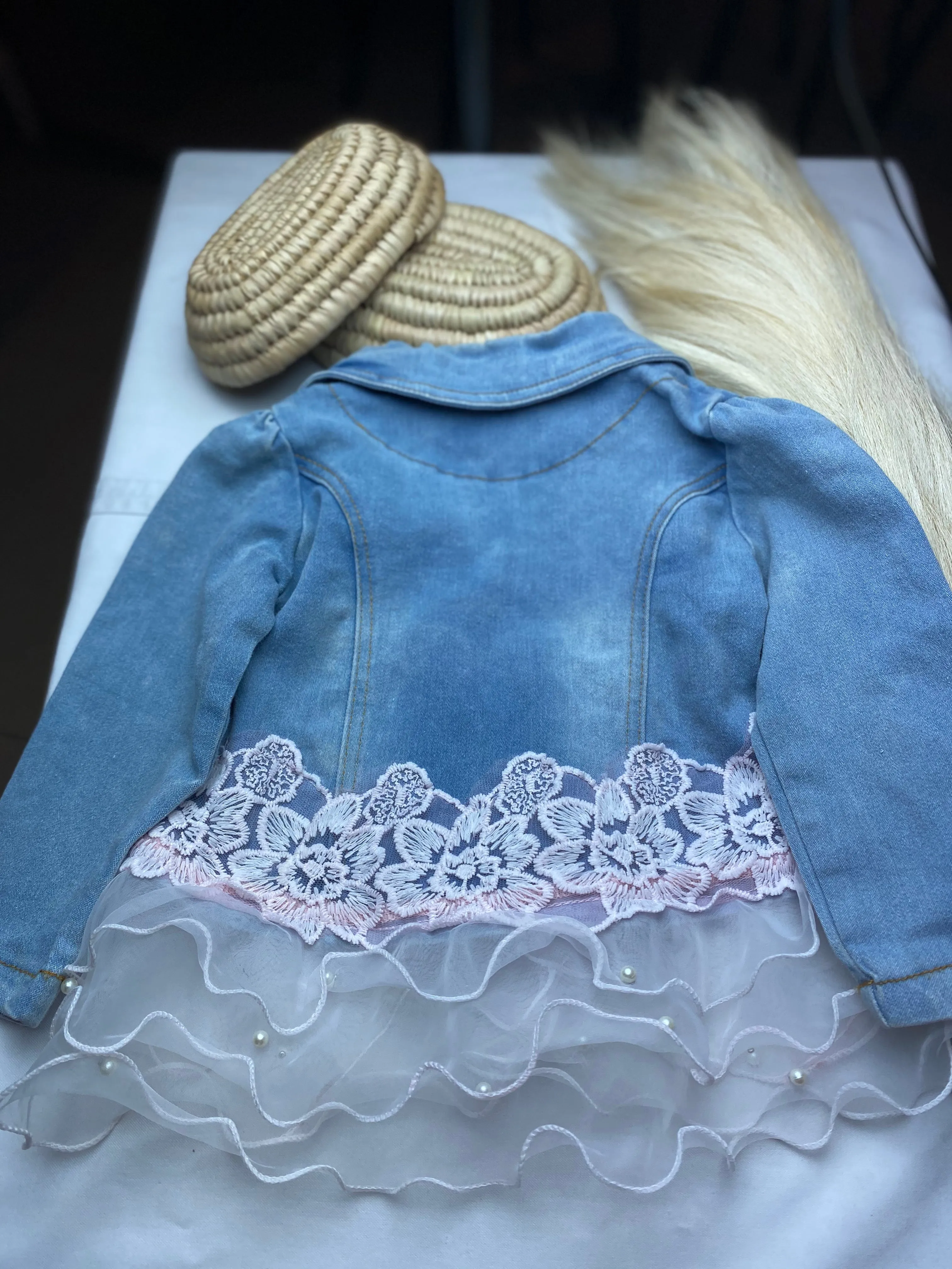 Denim Jeans suit with pink highlights for Girls - 2 to 5 years old