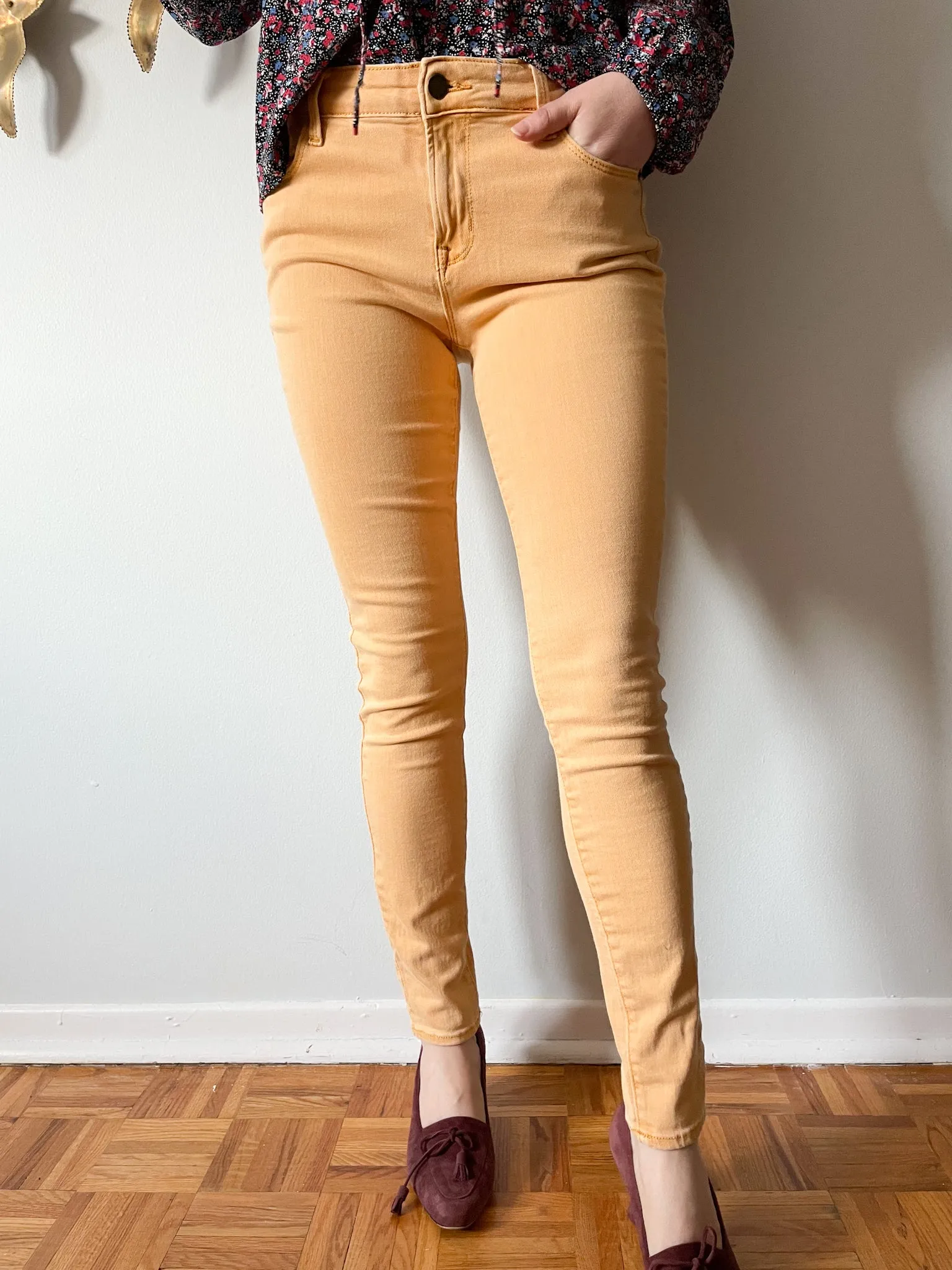 Dusty Yellow Rockstar Super Skinny  Mid Rise Stretch Jeans - Size 6