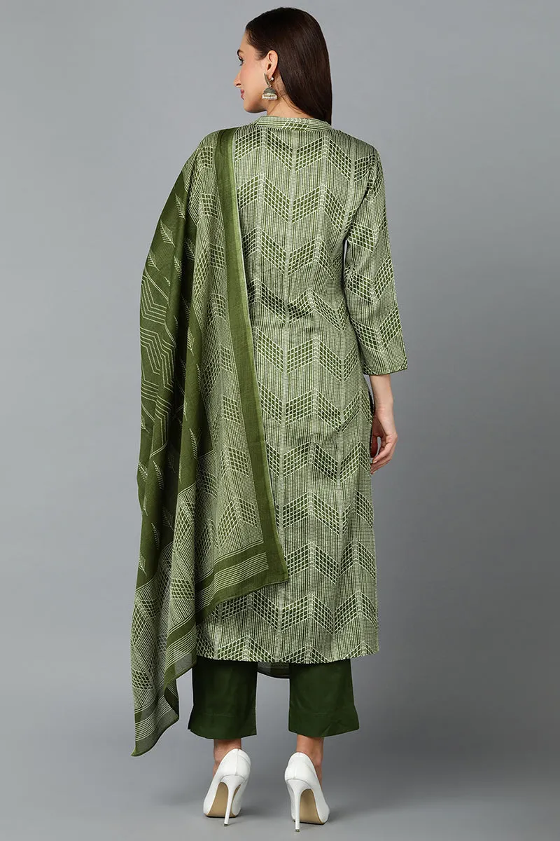 Fern Green Rayon Blend Straight Suit Set