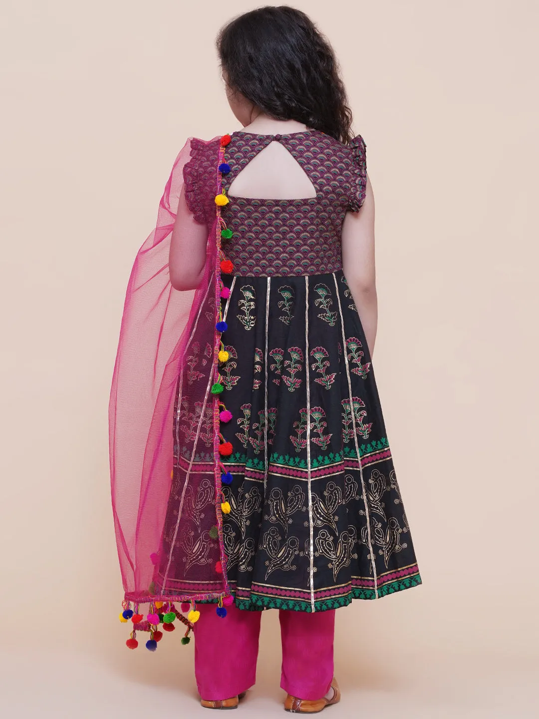 Girls Black Foil Printed Kurta With Trouser & With Duppta