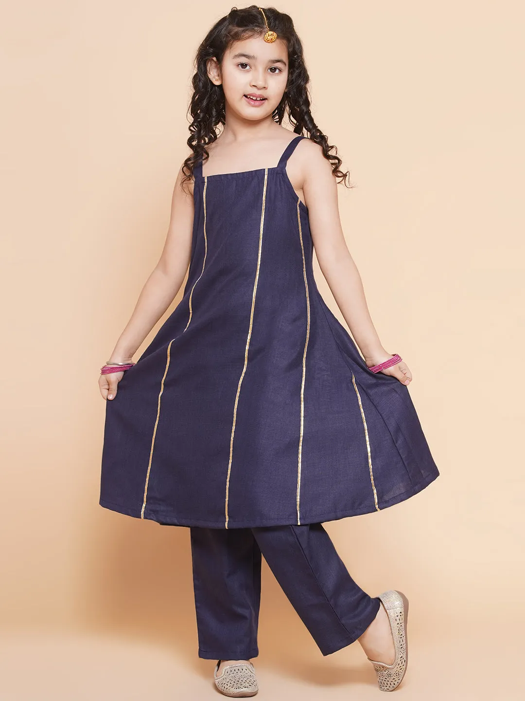 Girls Navy Blue Kurta Set With Shrug