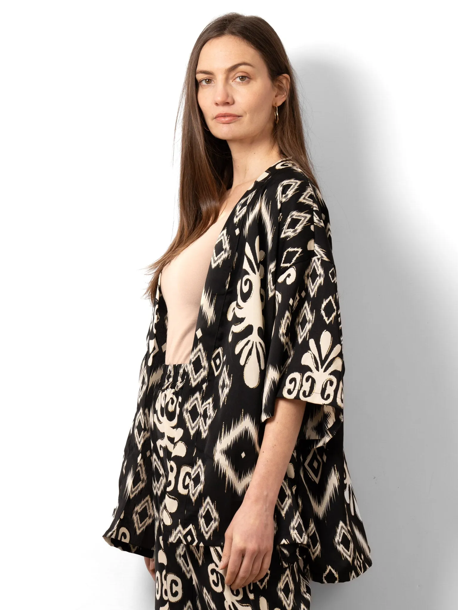 Joelle Lightweight Short Kimono - Black, Ikat