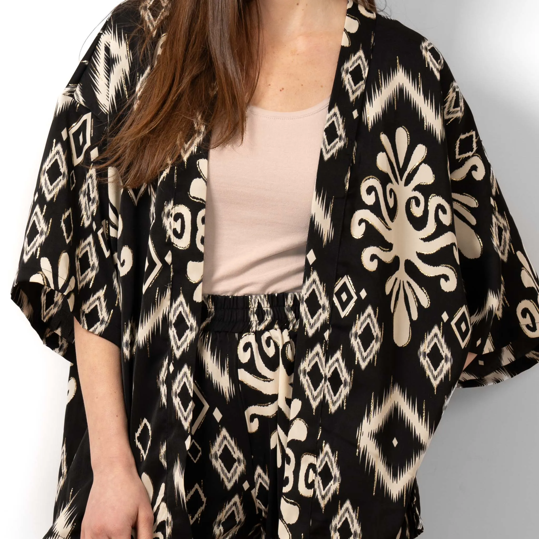 Joelle Lightweight Short Kimono - Black, Ikat