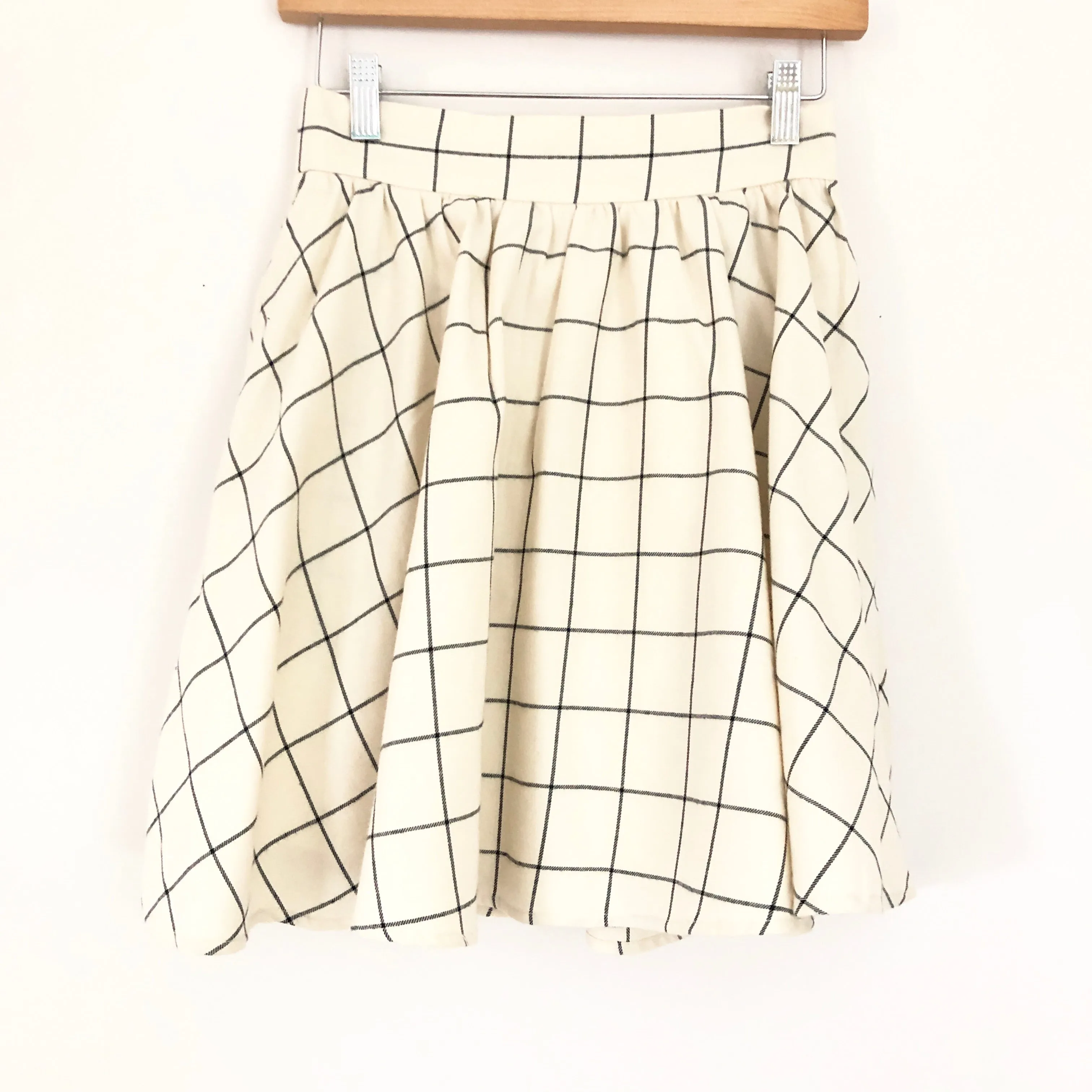 Lauren James Skater Skirt NWT- Size S