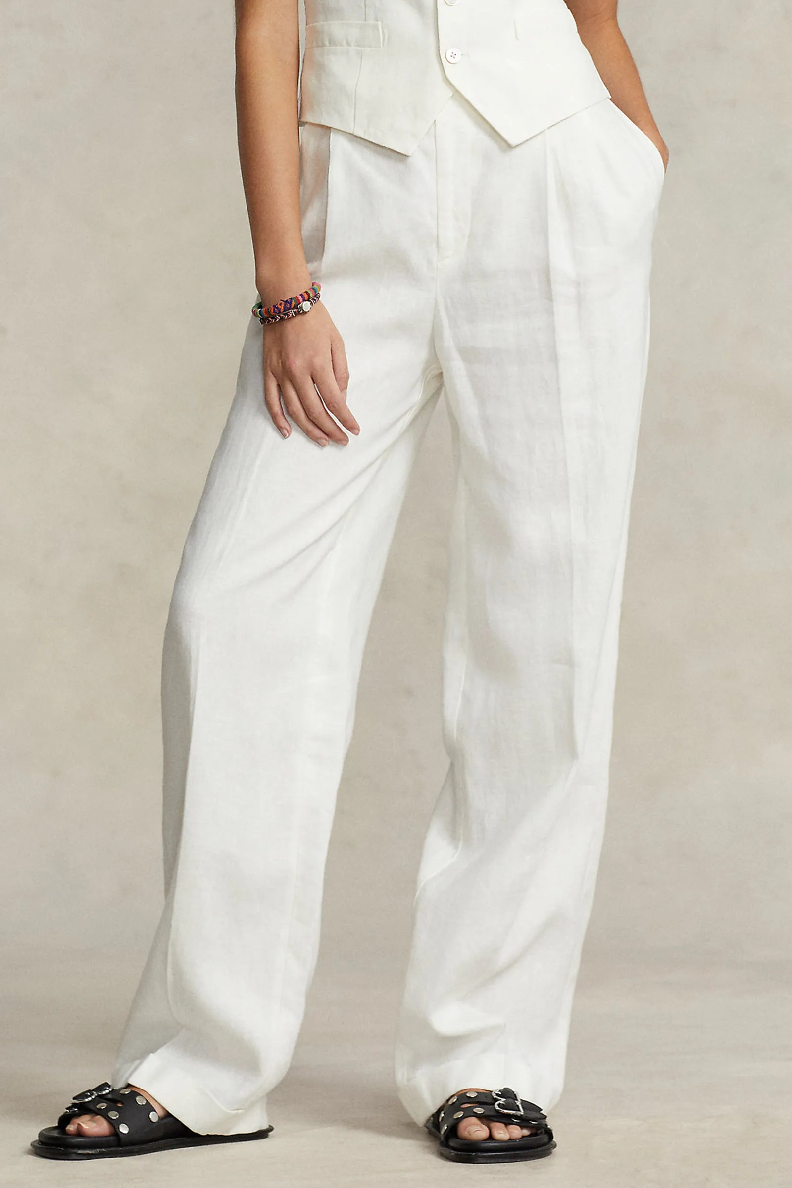 Pleated Linen Trouser