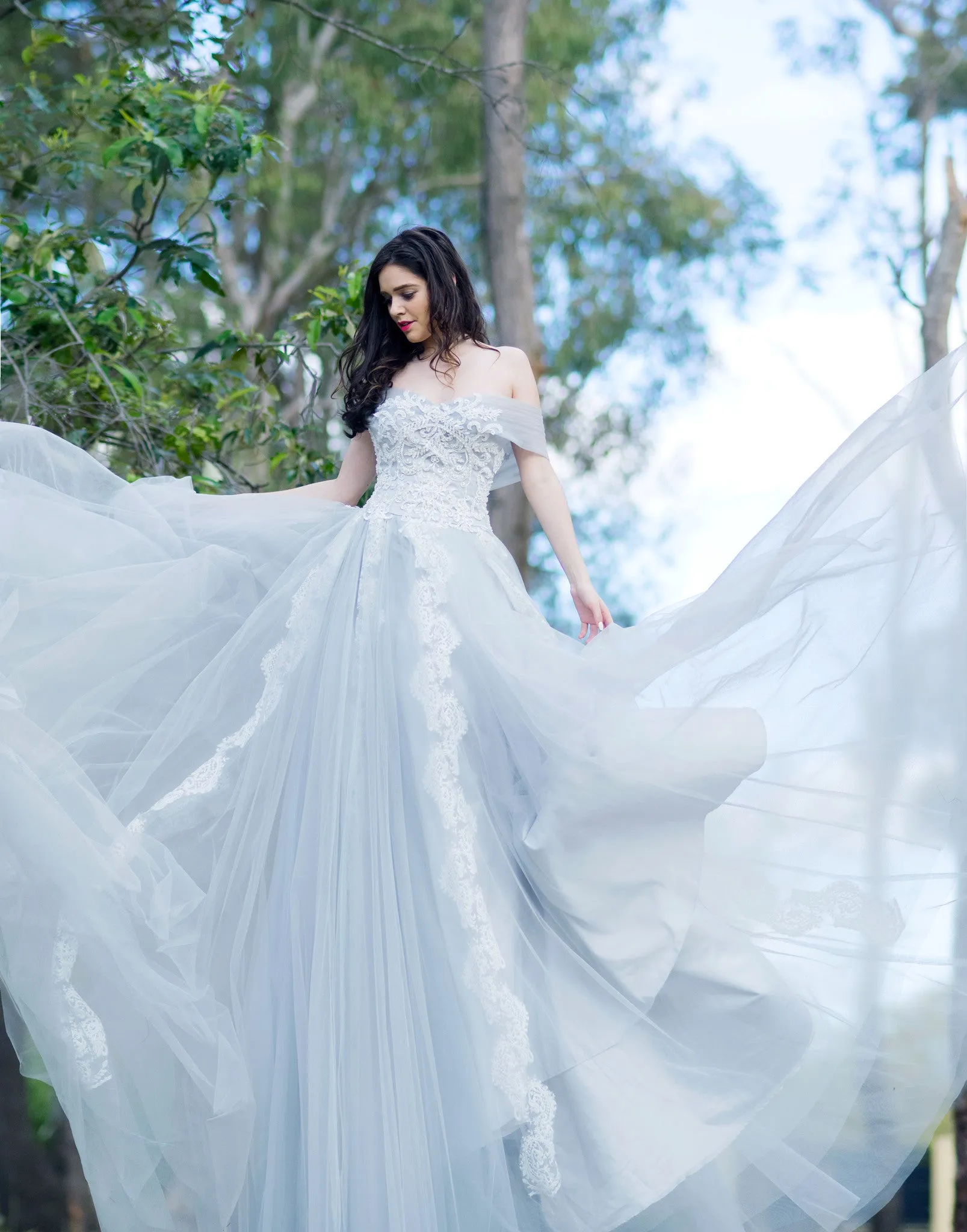 Princess walk grey wedding dress