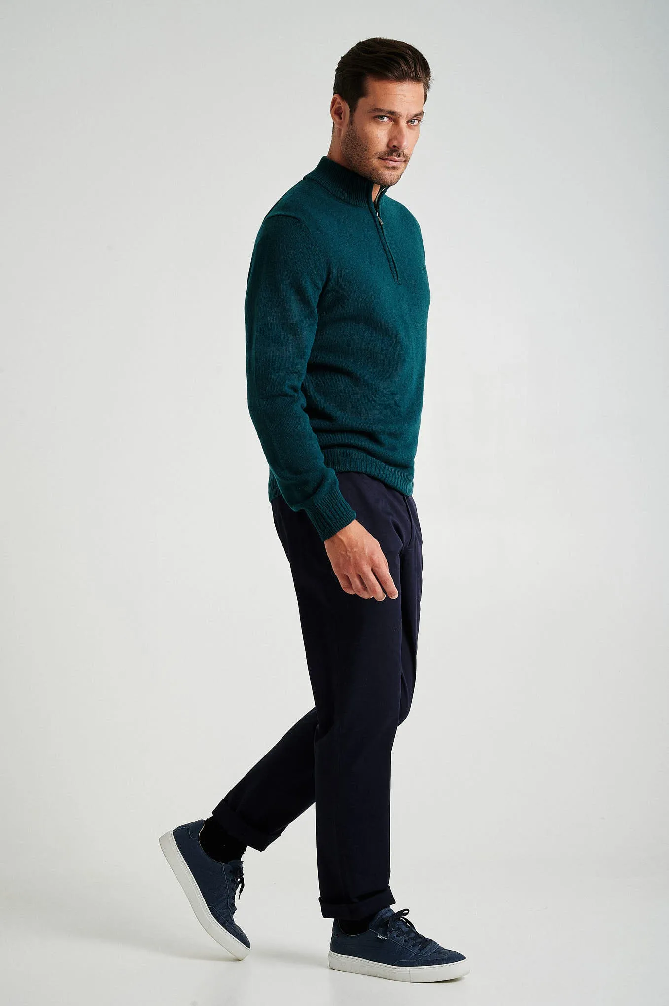 Regular fit comfort stretch basic chino