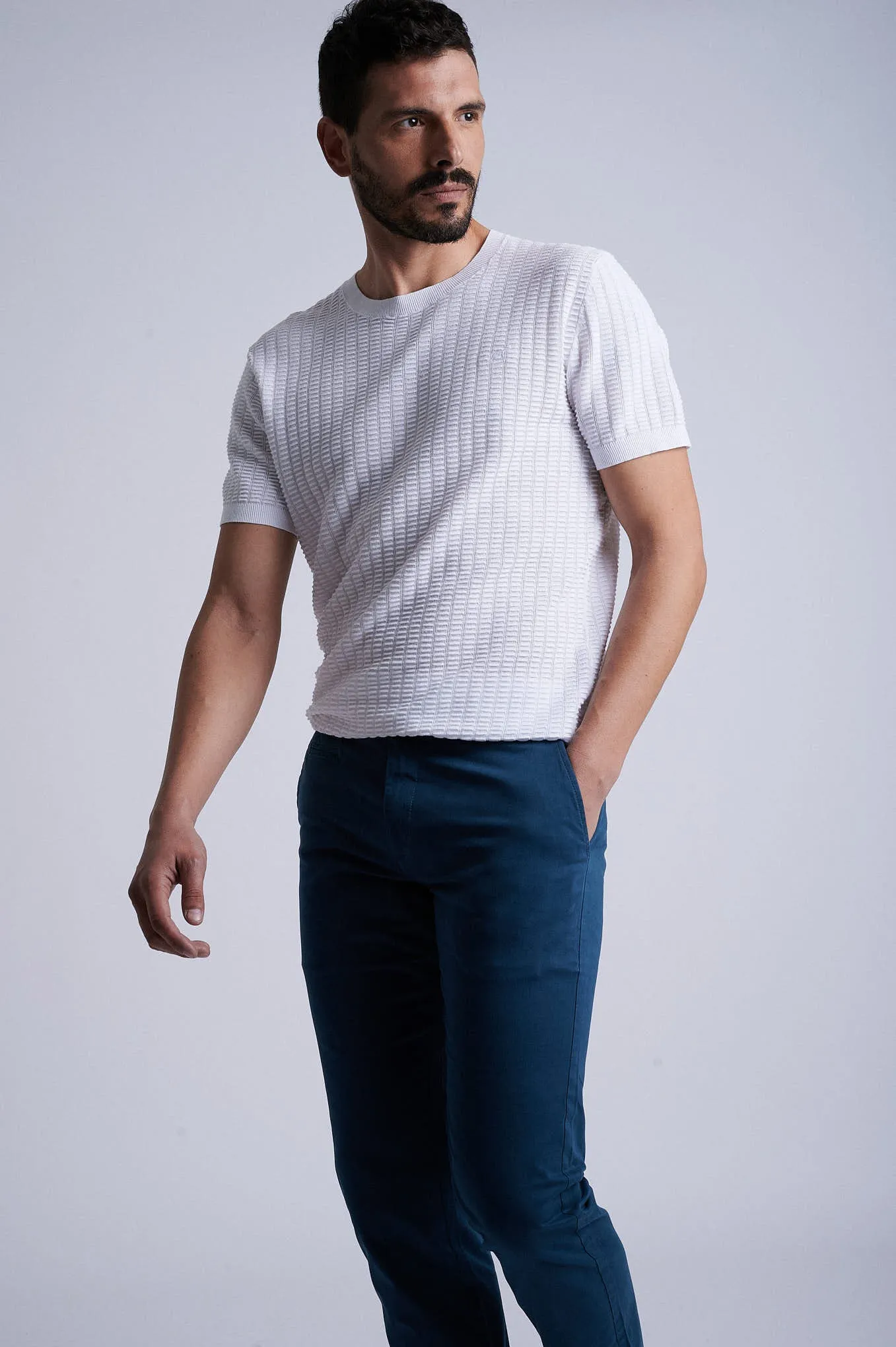 Slim fit garment dye chino in Cotton Elastane