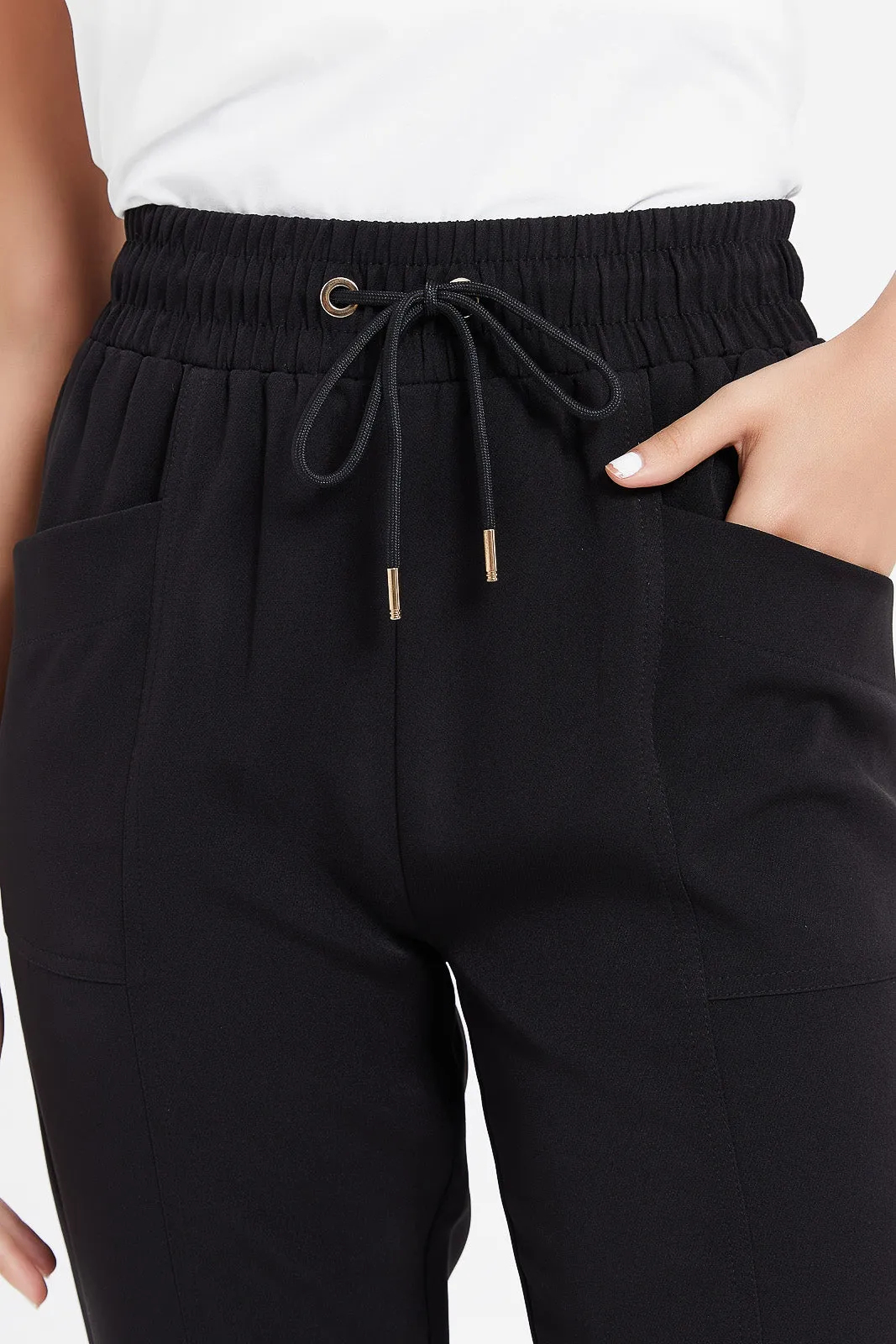 Women Black Tapered Pants